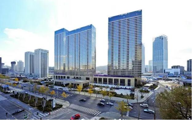 Dalian green city dark blue center